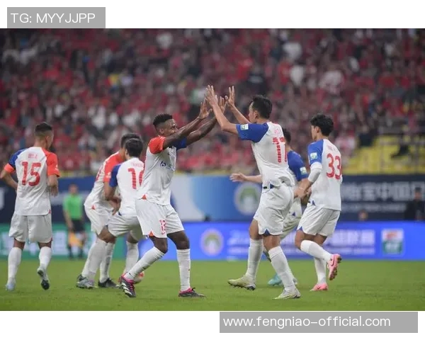 中超精彩对决多特蒙德大胜利物浦补时进球点燃全场激情 中超精彩对决多特蒙德大胜利物浦补时进球点燃全场激情