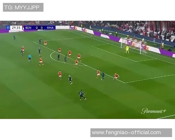 欧联杯激战：本菲卡与多特蒙德鏖战成平局引发全场热议集锦回顾