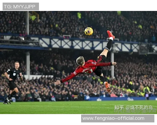 英超对决曼联与马竞平局红牌争议引发全场热议与数据分析