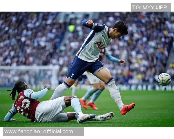 欧联杯热刺大胜那不勒斯红牌事件引发全场热议与十大精彩进球回顾