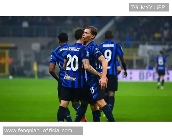 国米友谊赛逆转那不勒斯帽子戏法引发争议判罚全场沸腾 国米友谊赛逆转那不勒斯帽子戏法引发争议判罚全场沸腾